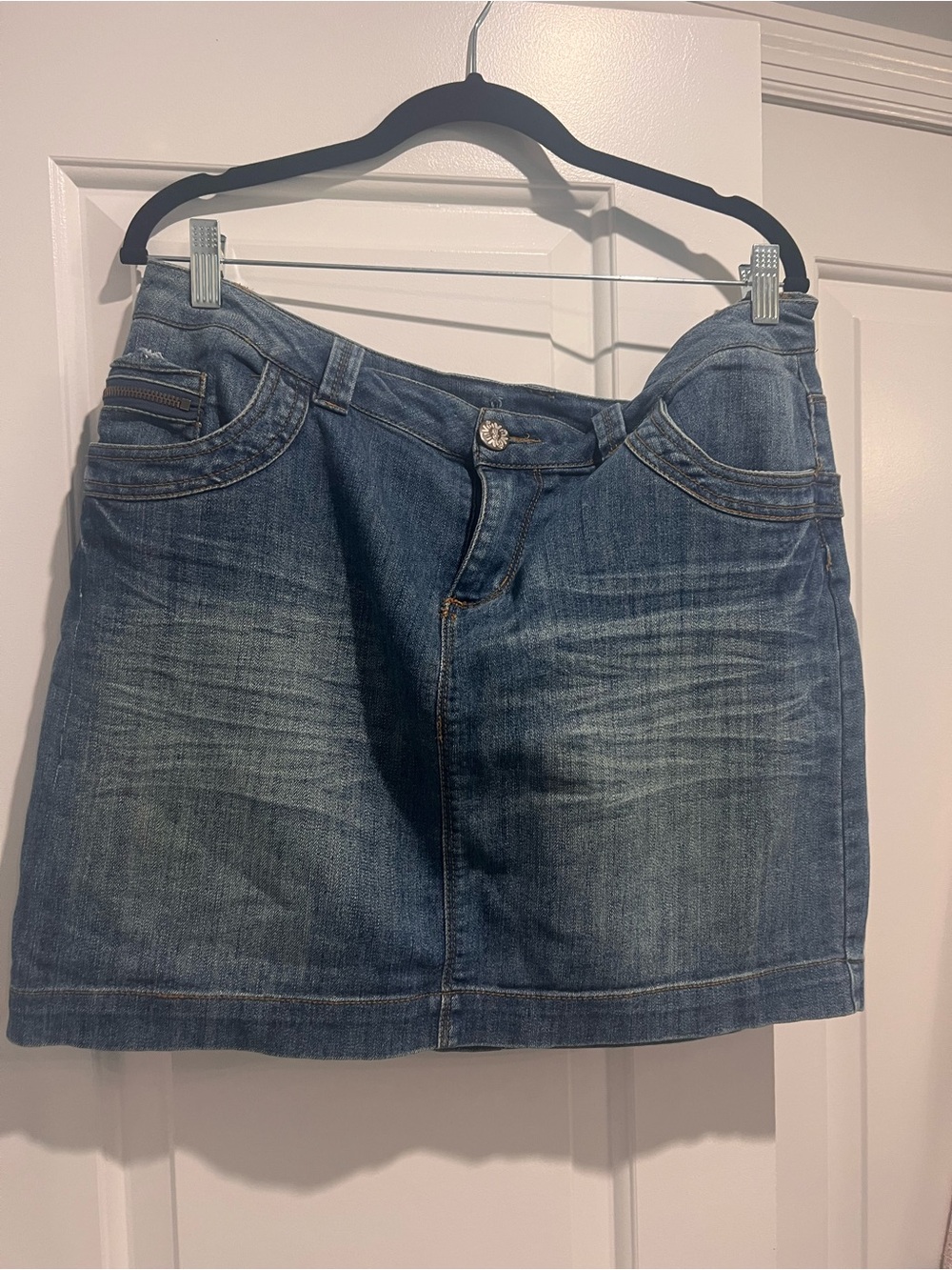MOTHER Denim Mini Skirt in Medium Blue - size 33